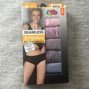 NIB Fruit of the Loom Women's 6pk 360 Stretch Seamless Hipster Underwear -size M